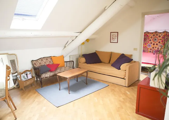 Lovelyloft - Meda
