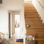 Lovelyloft - Meda *